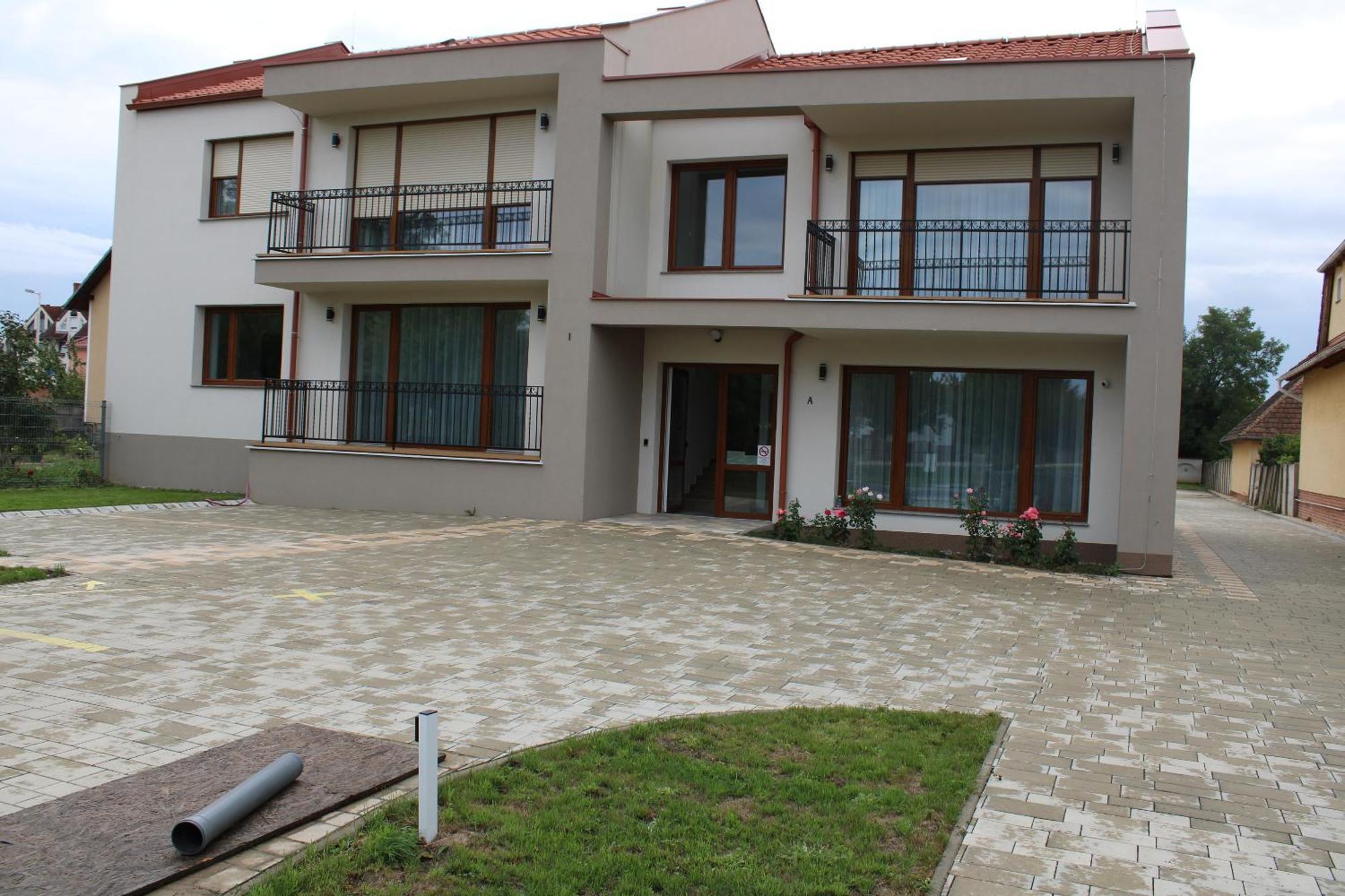 Mara Apartman Buek Exterior photo